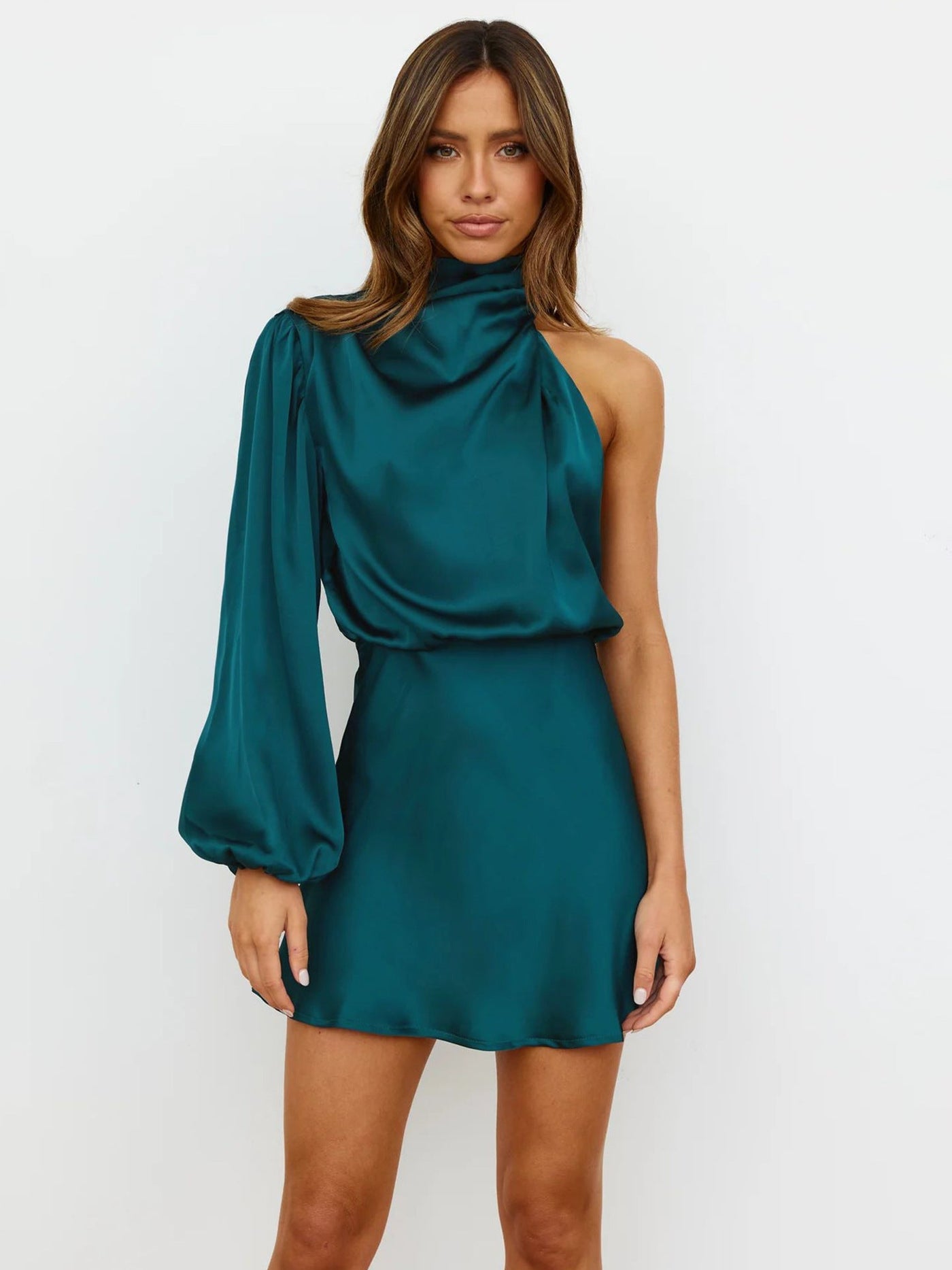 Wieczorowa sukienka Rosea Satin Drape z jednym ramieniem