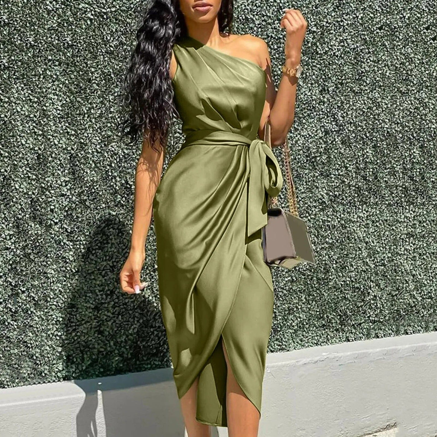 Asymetryczna sukienka maxi Rosea Silk z falbanami
